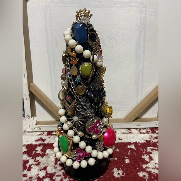 Unique and One of a Kind Hand Made Christmas Jewelry Tree - Picture 5 of 11